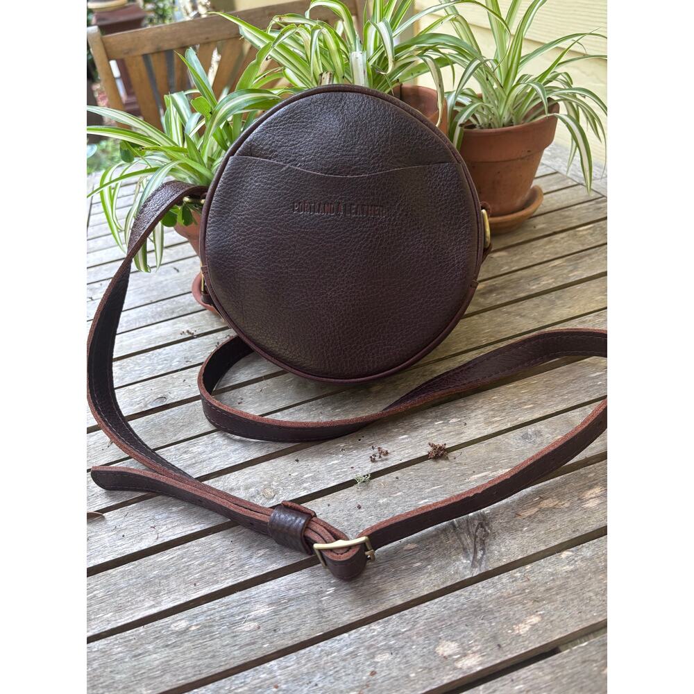 Portland Leather Perfect Circle Crossbody Cold Brew Full Grain Leather Round Bag
